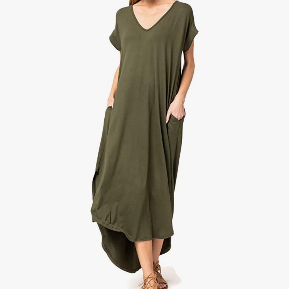 Small Entro green maxi dress. Worn twice! Very comfy with pockets.